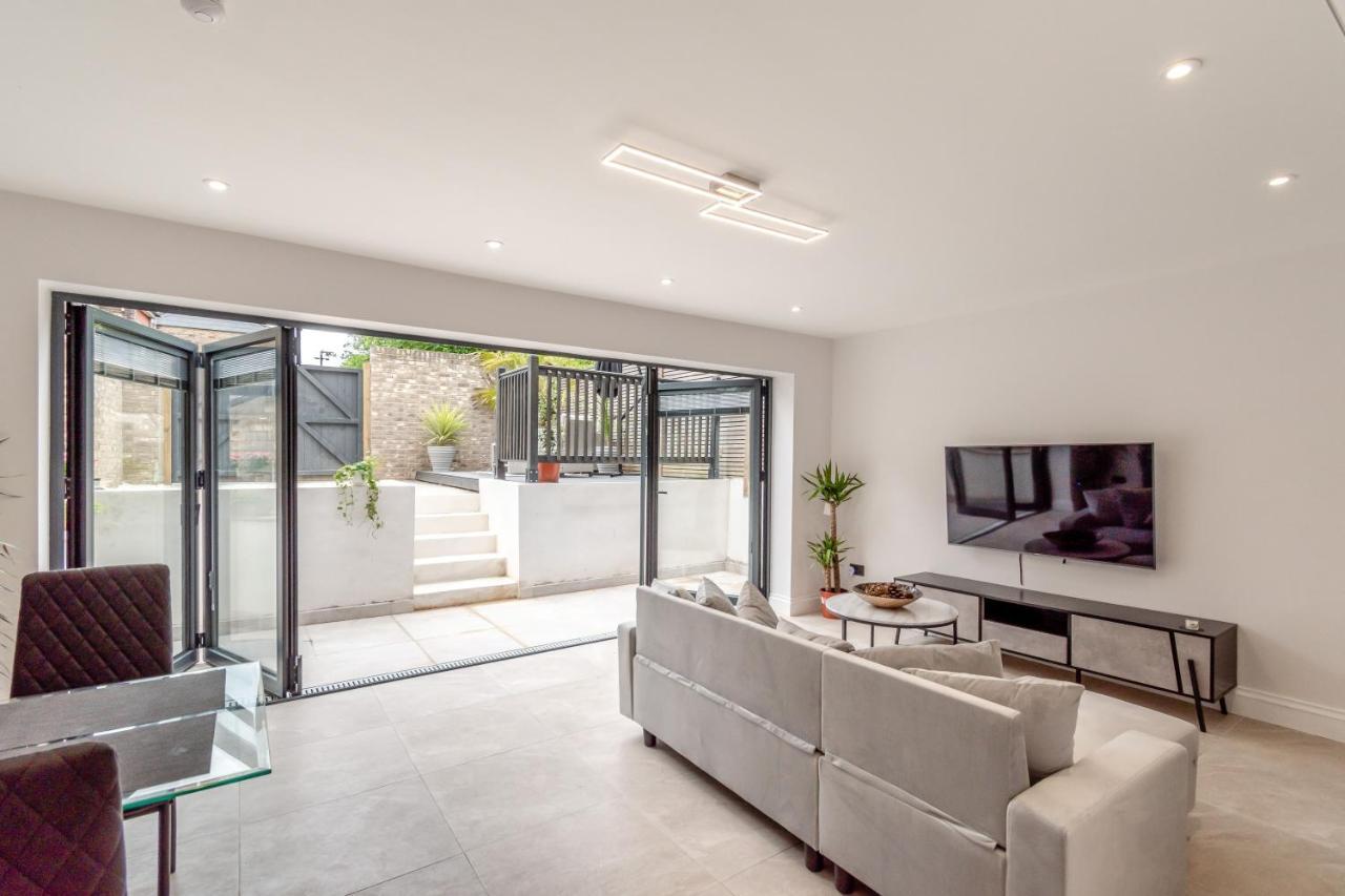 Modern Garden Flat With Private Parking Lejlighed London Eksteriør billede