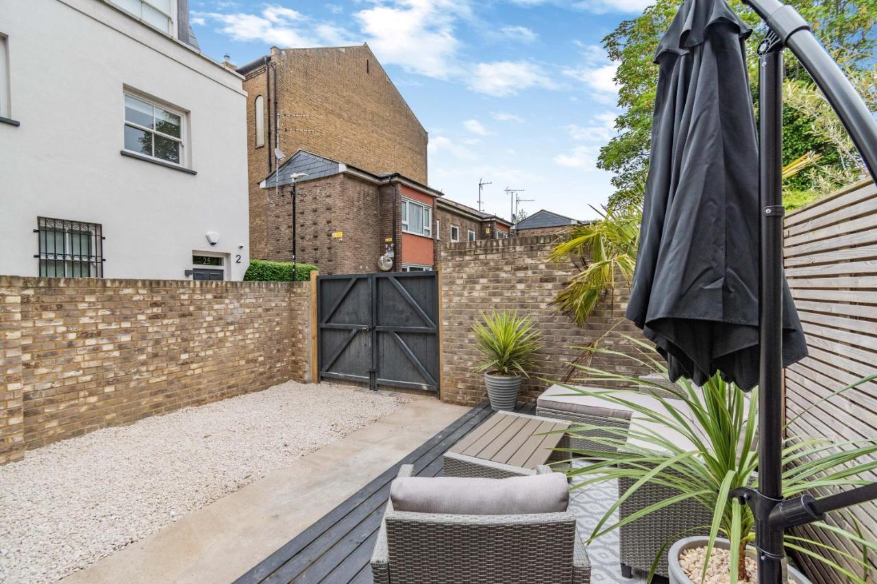 Modern Garden Flat With Private Parking Lejlighed London Eksteriør billede