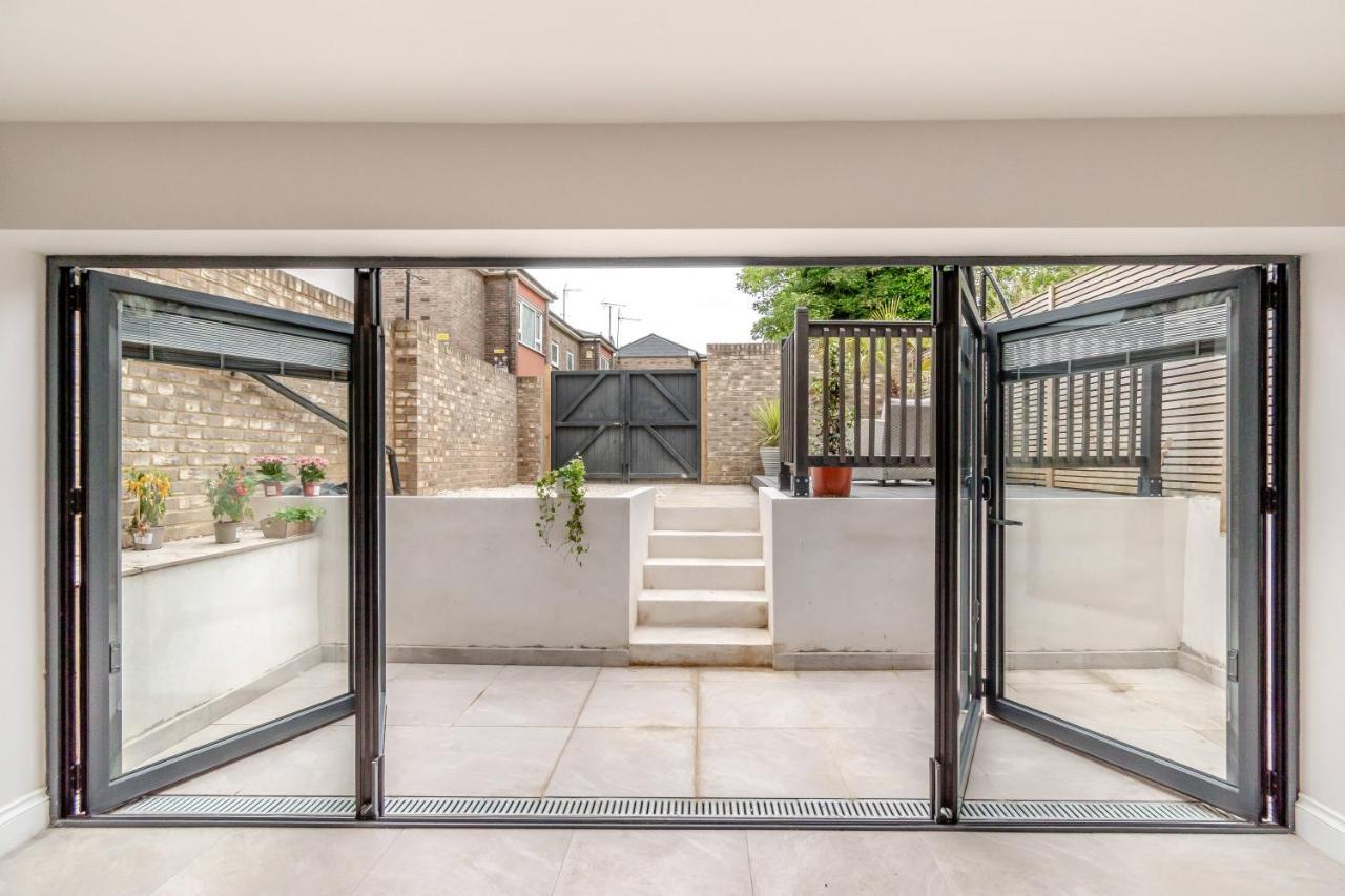 Modern Garden Flat With Private Parking Lejlighed London Eksteriør billede
